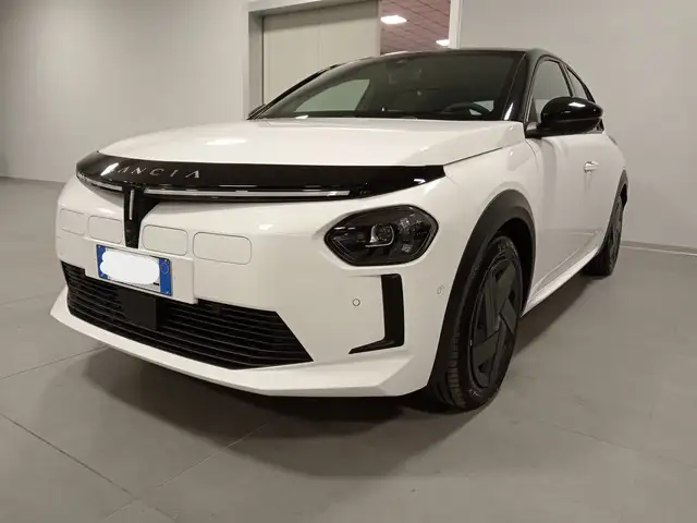 Lancia Ypsilon Nuova Ypsilon 100% Elettrica - Pack Tech & Drive