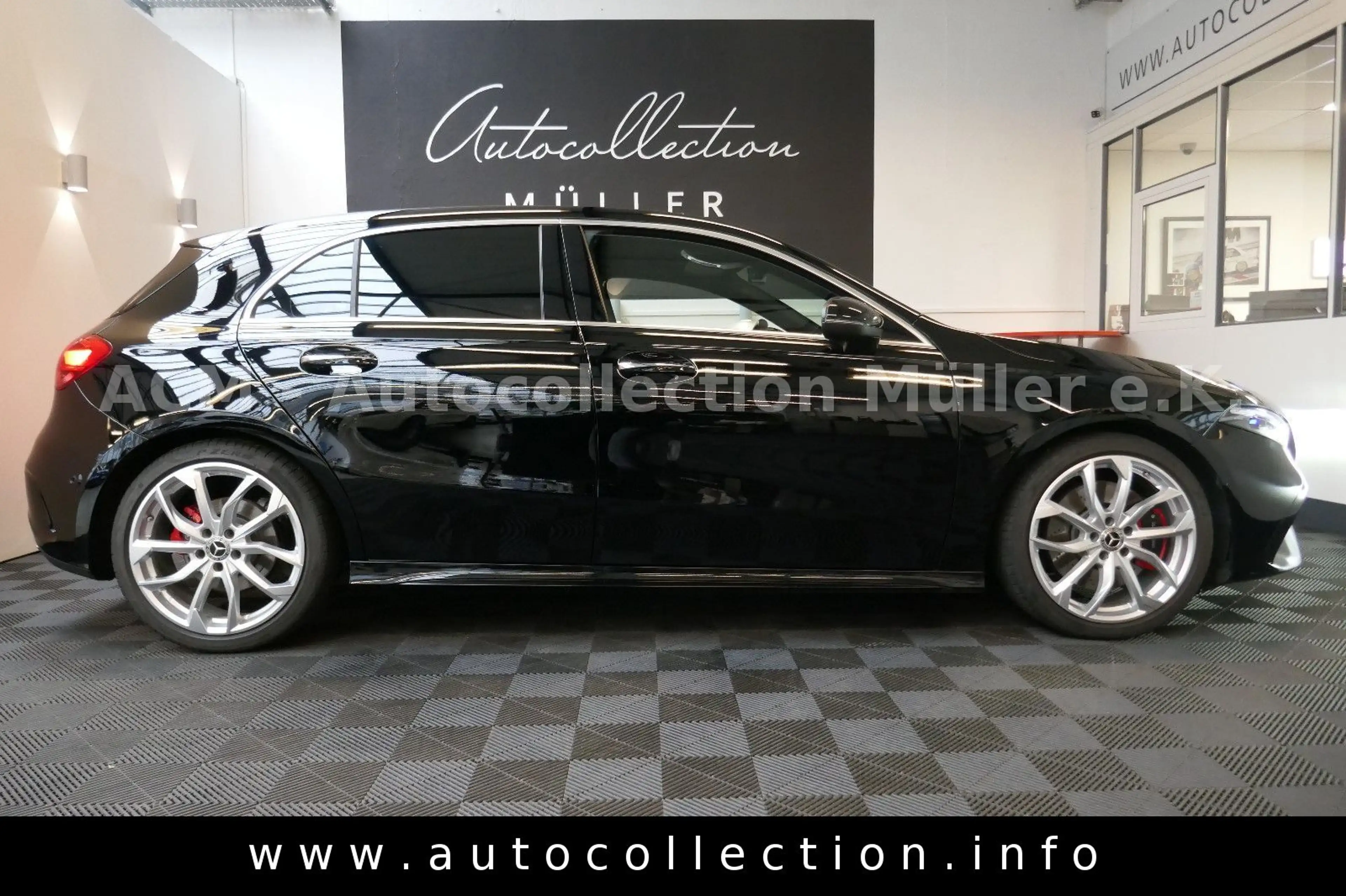 Mercedes-Benz A 250 4Matic*AMG*LED*Virtuell*Kamera*19Zoll*Navi — photo 3