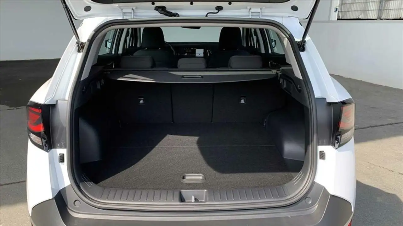 Kia Sportage V 1,6 T-GDI DCT URBAN Alu KA LED LRH NAV NBA PDC R 9