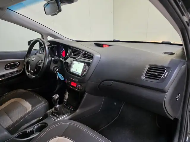 Kia Ceed view 12