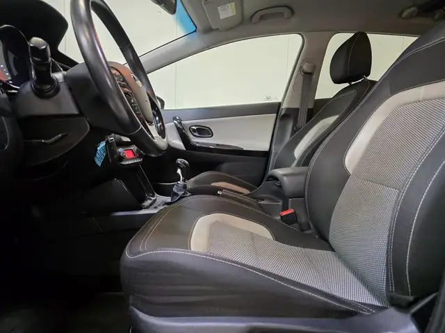 Kia Ceed view 9