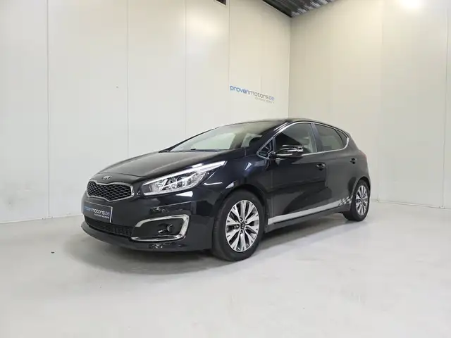 Kia Ceed main image