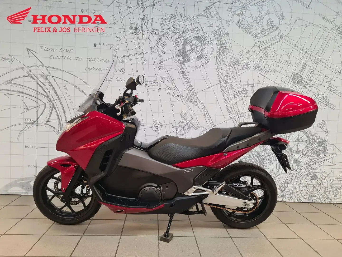 Honda Integra NC750D Rood - 2