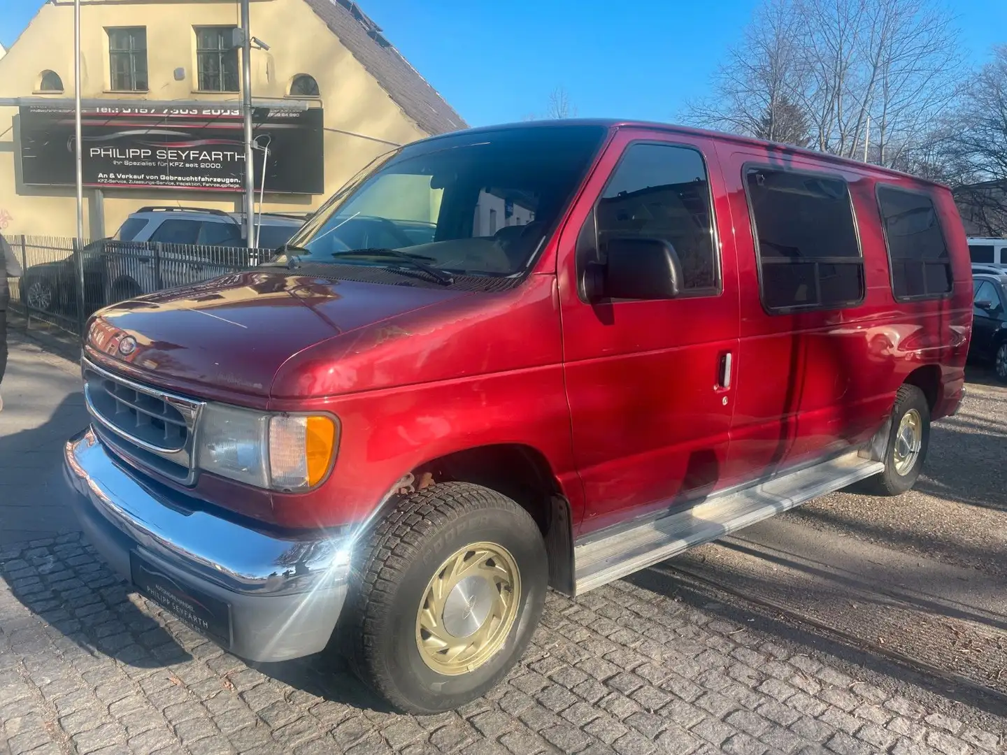 Ford Econoline E150 5.4 V8 Van*AUT.*KLIMA*7-SITZER* Piros - 1