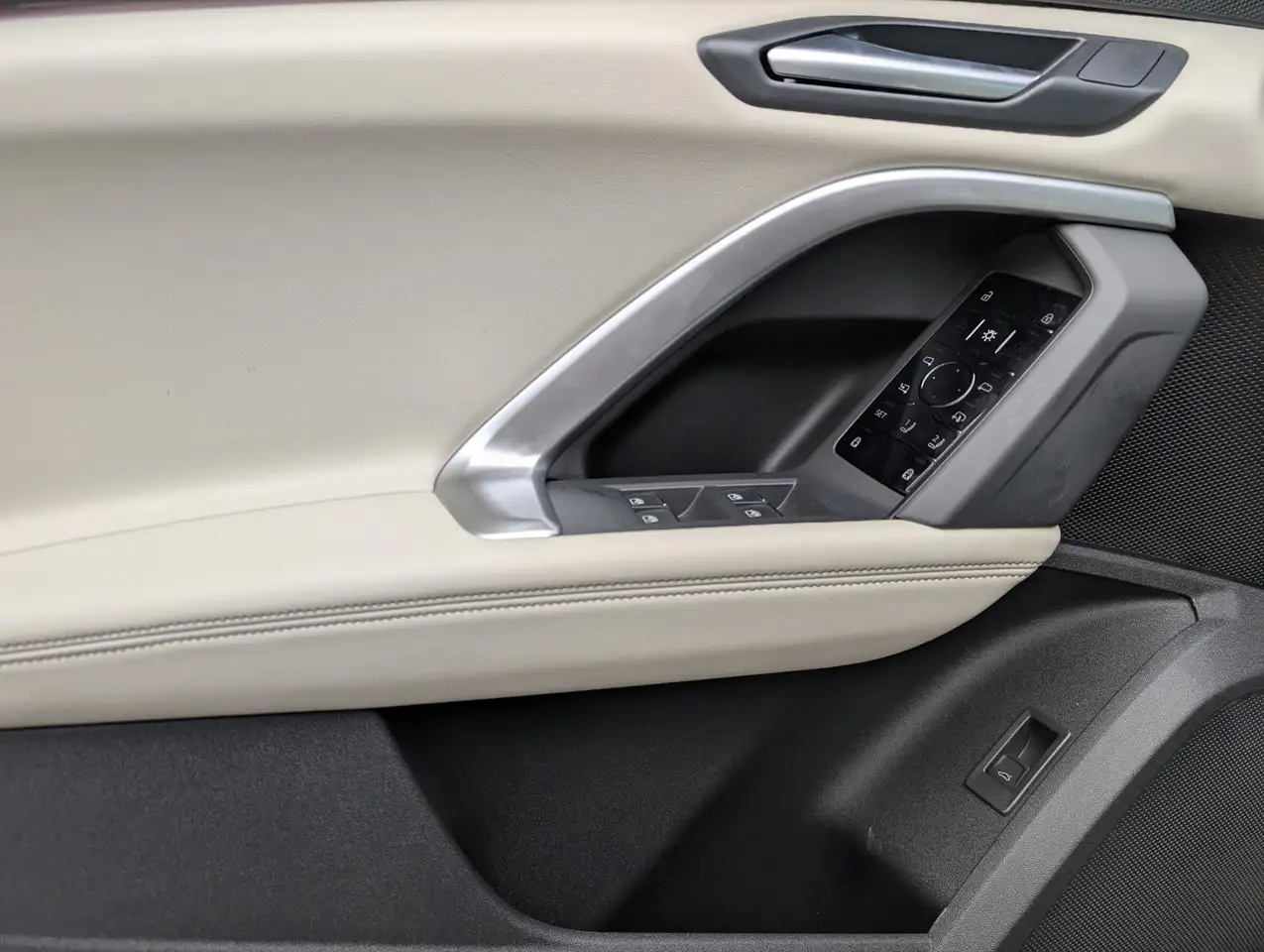 Audi Q5 снимка Audi Q5