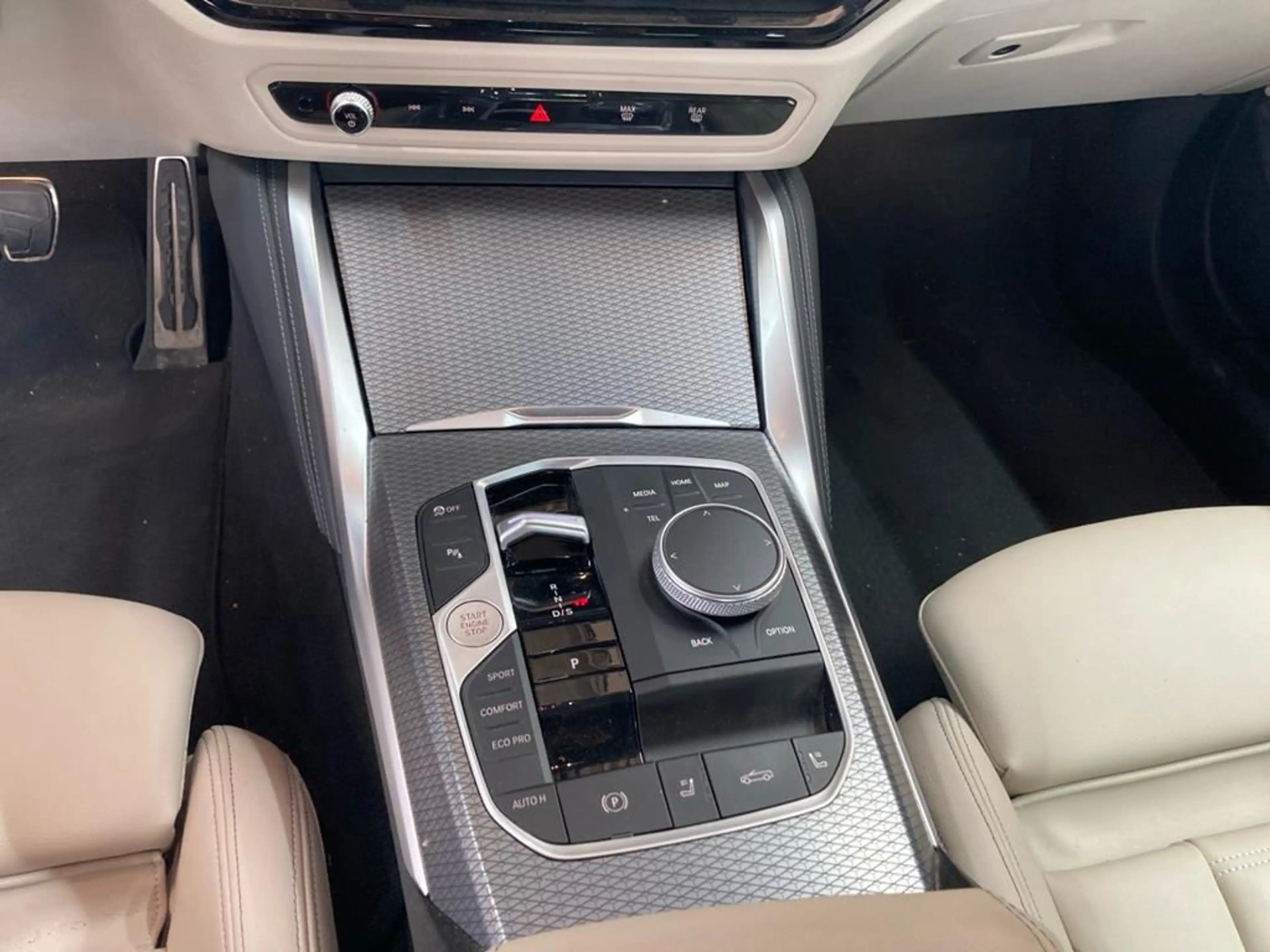 BMW 440 M Sport Pro — photo 12