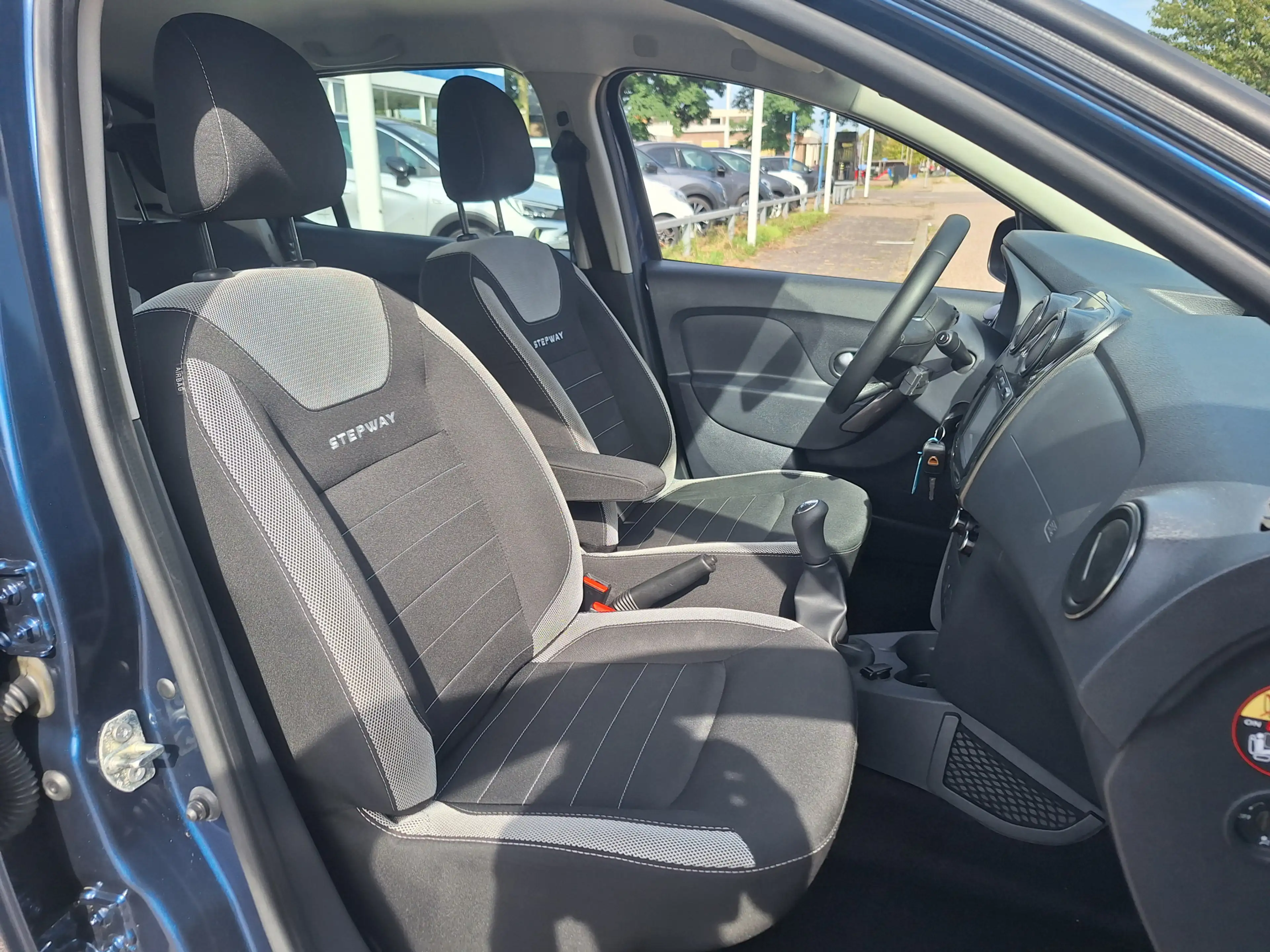 Dacia Sandero 0.9 TCe SL Stepway — photo 16