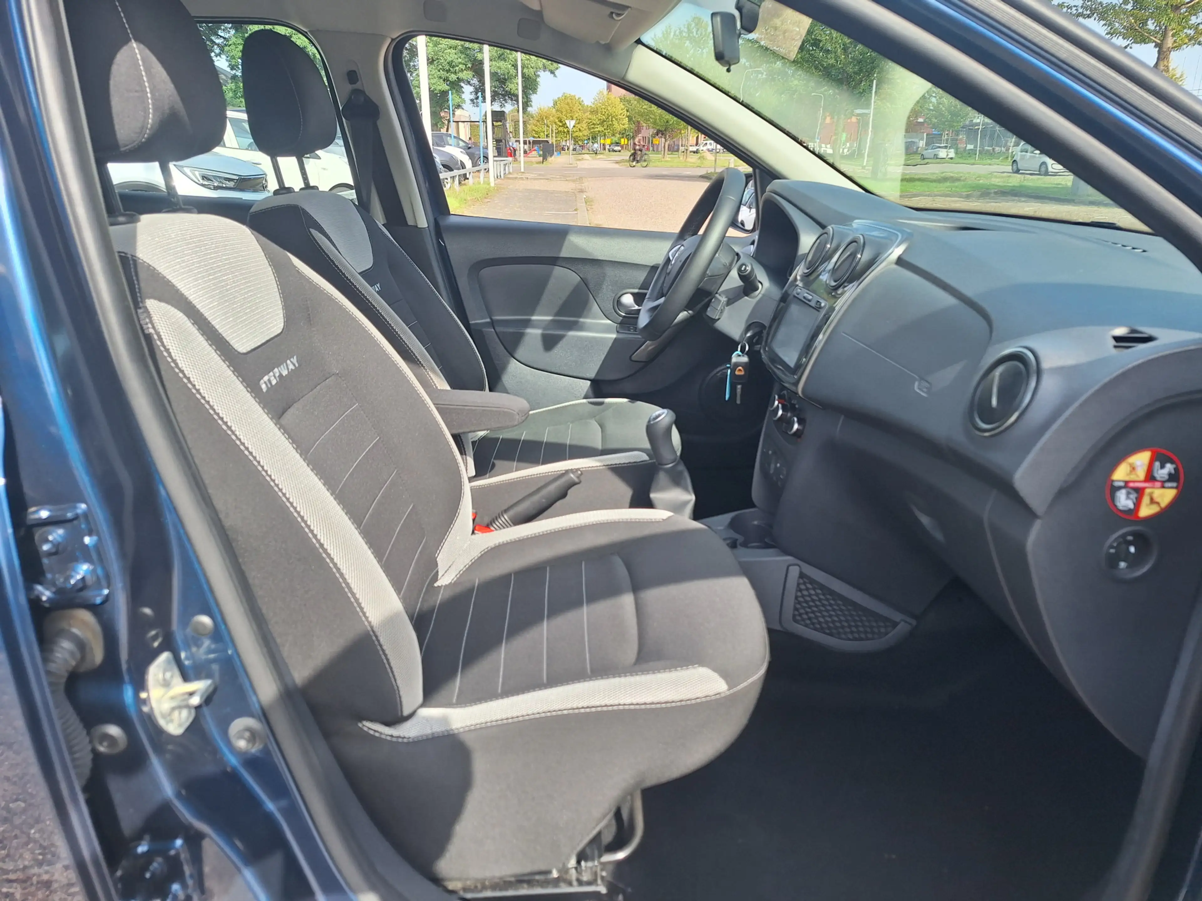 Dacia Sandero 0.9 TCe SL Stepway — photo 15