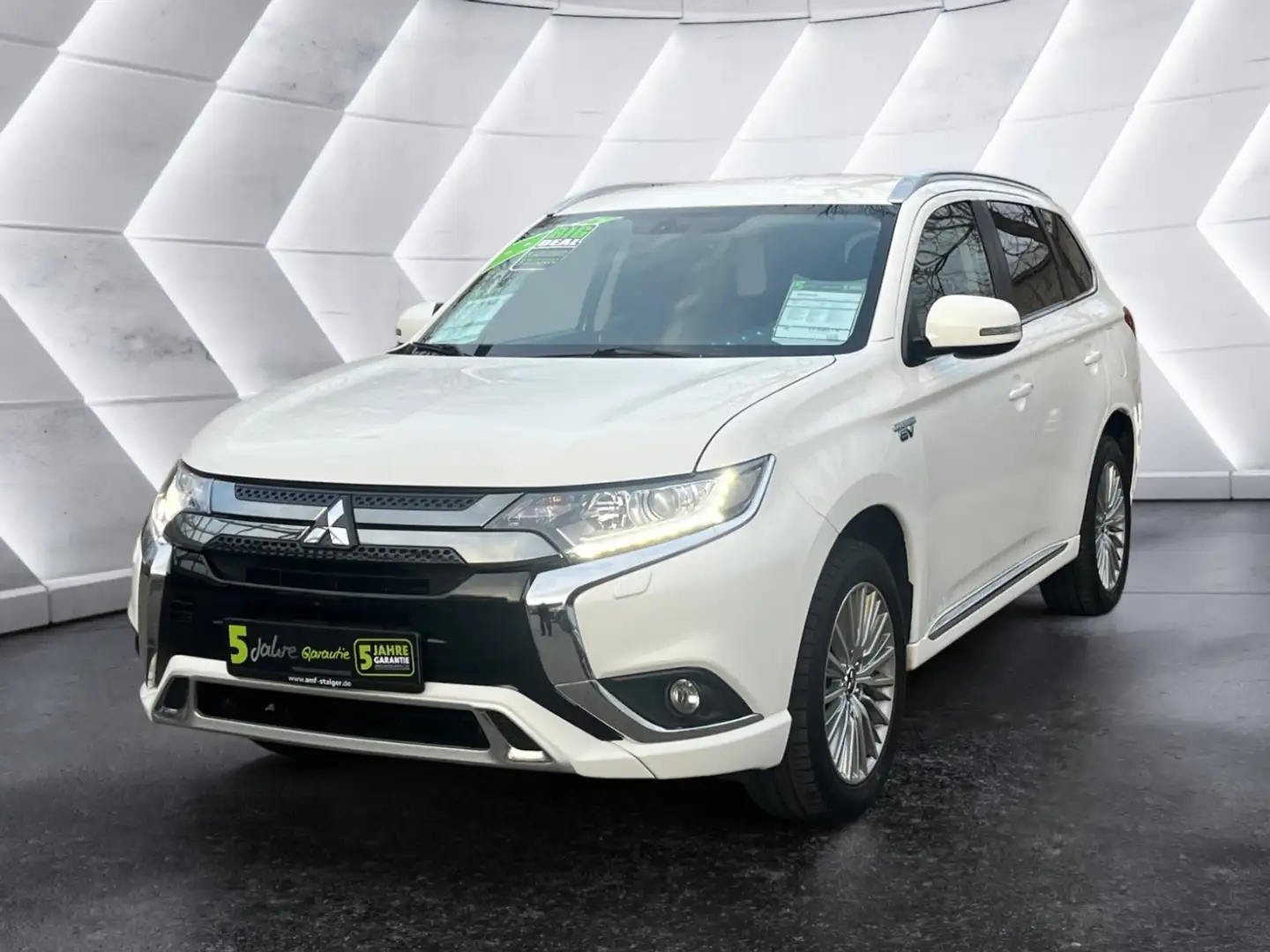 Mitsubishi Outlander 2.4 PHEV Basis 2xKlima AUT KeyLess LM Bianco - 2