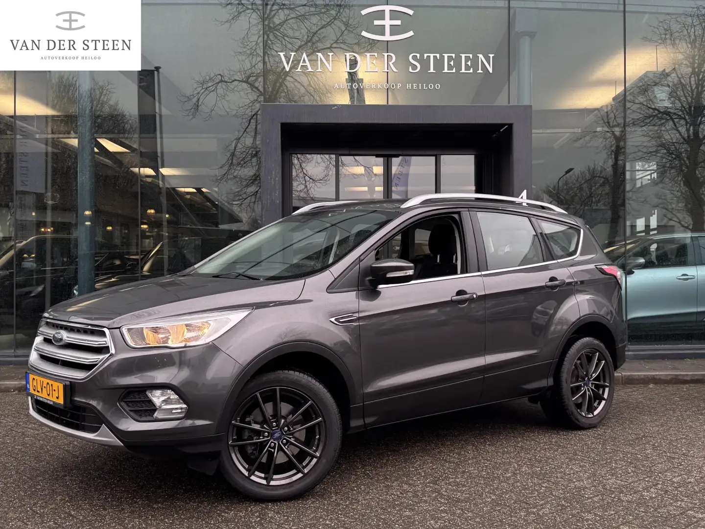 Ford Kuga 1.5 EcoBoost AWD | Apple Carplay | Stoelverwarming Grijs - 1
