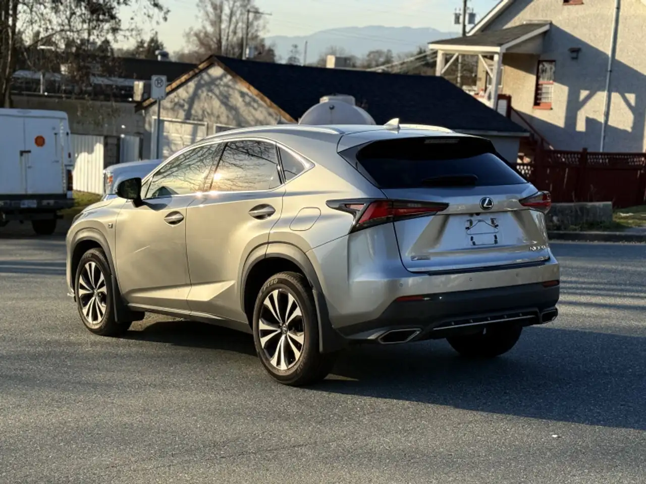 Lexus NX снимка Lexus NX