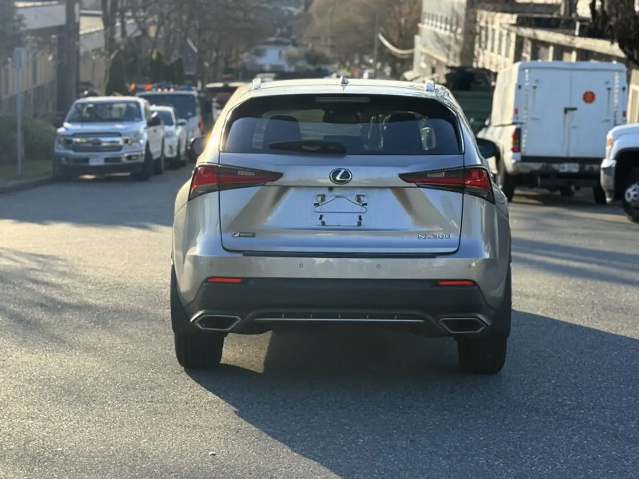 Lexus NX снимка Lexus NX