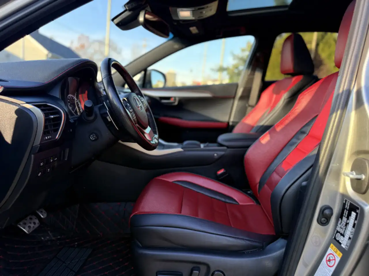 Lexus NX снимка Lexus NX