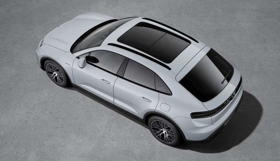 2025 Porsche Macan 4 Electric - Prem Pack - PORSCHE CERTIFIED EXT WAR alt 4