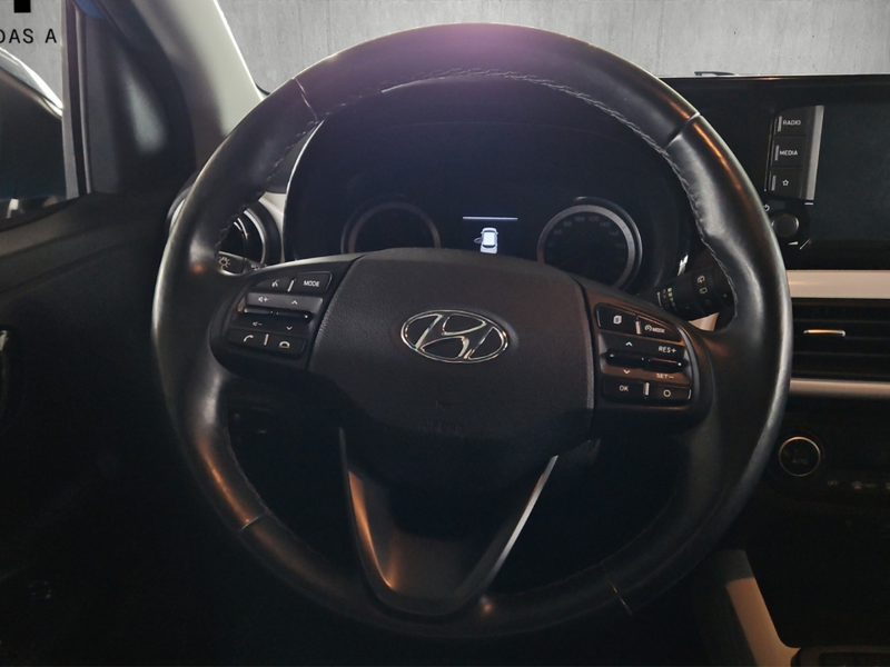 Hyundai i10 1.2 Trend Apple CarPlay Android Auto Musikstreamin — photo 11