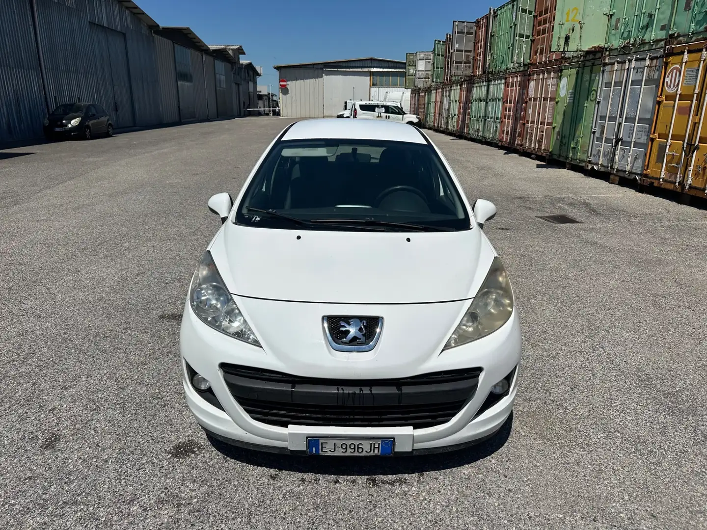Peugeot 207 1.6 8V HDi 112CV SW Outdoor Blanco - 2