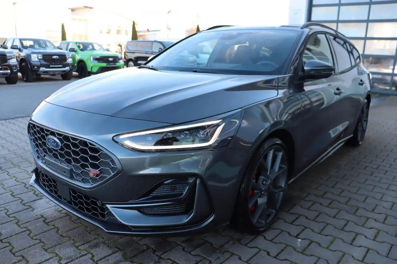 Ford Focus ST Turnier X 2.3 EcoB. 4,99% FIN* 4
