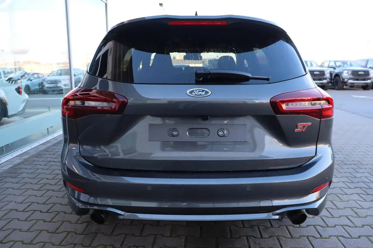 Ford Focus ST Turnier X 2.3 EcoB. 4,99% FIN* 7