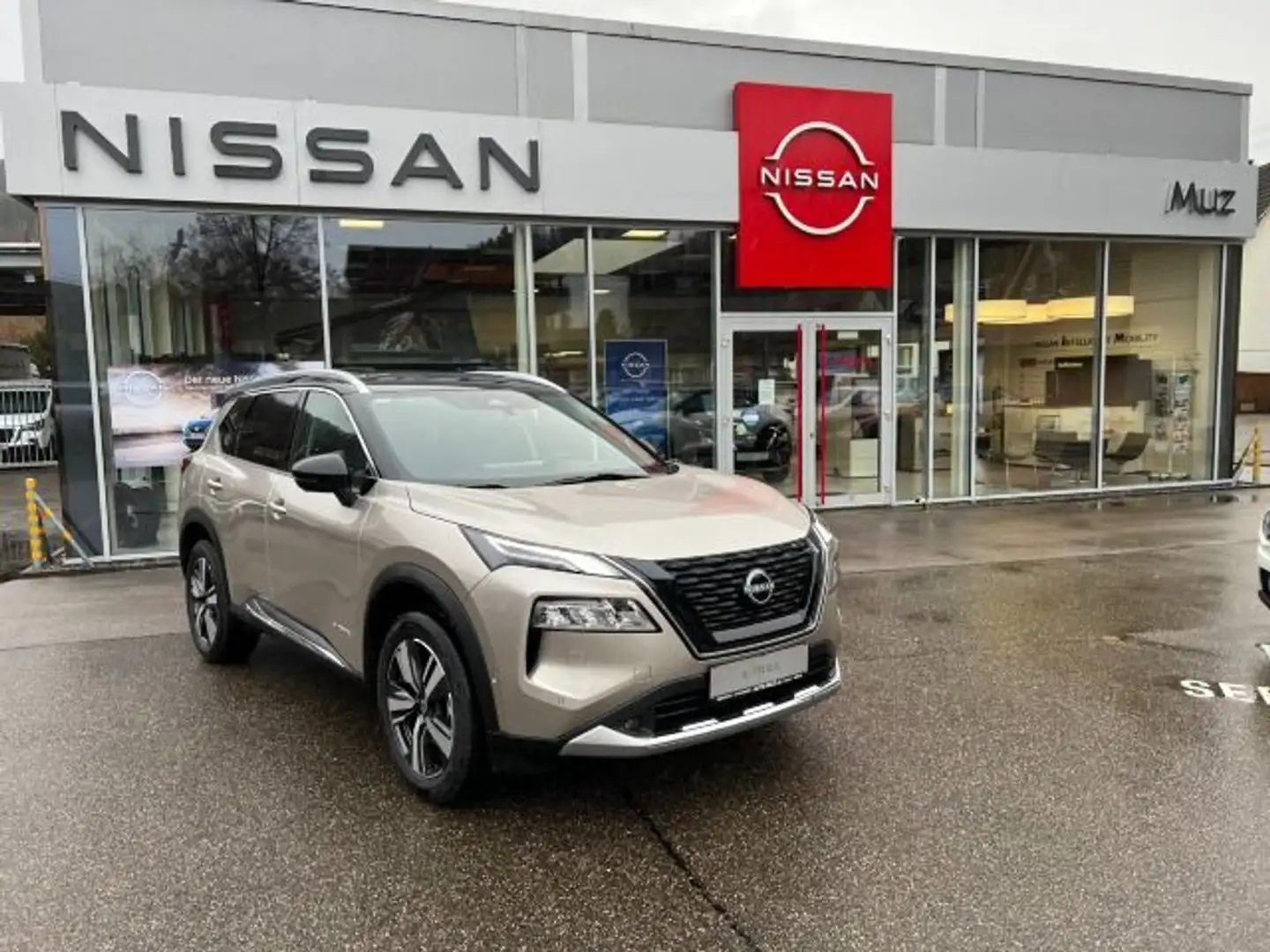 Nissan X-Trail X-TRAIL 1.5 VC-T e-4ORCE 213 PS 4x4 Tekna 7 Sitz Schwarz - 2