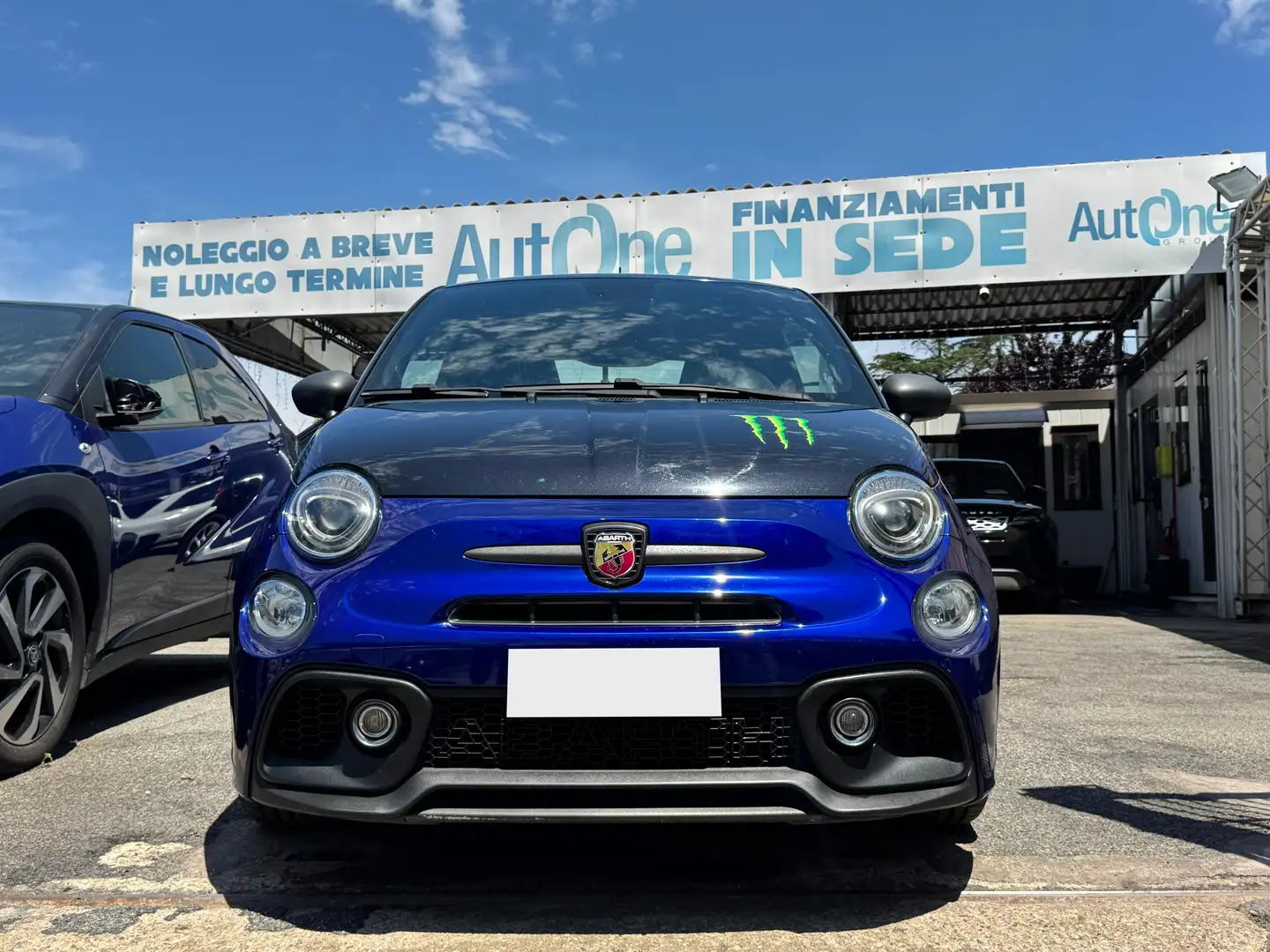Fiat 595 Abarth Monster Energy Yamaha Edition 1.4 Turbo T-Jet Albastru - 1