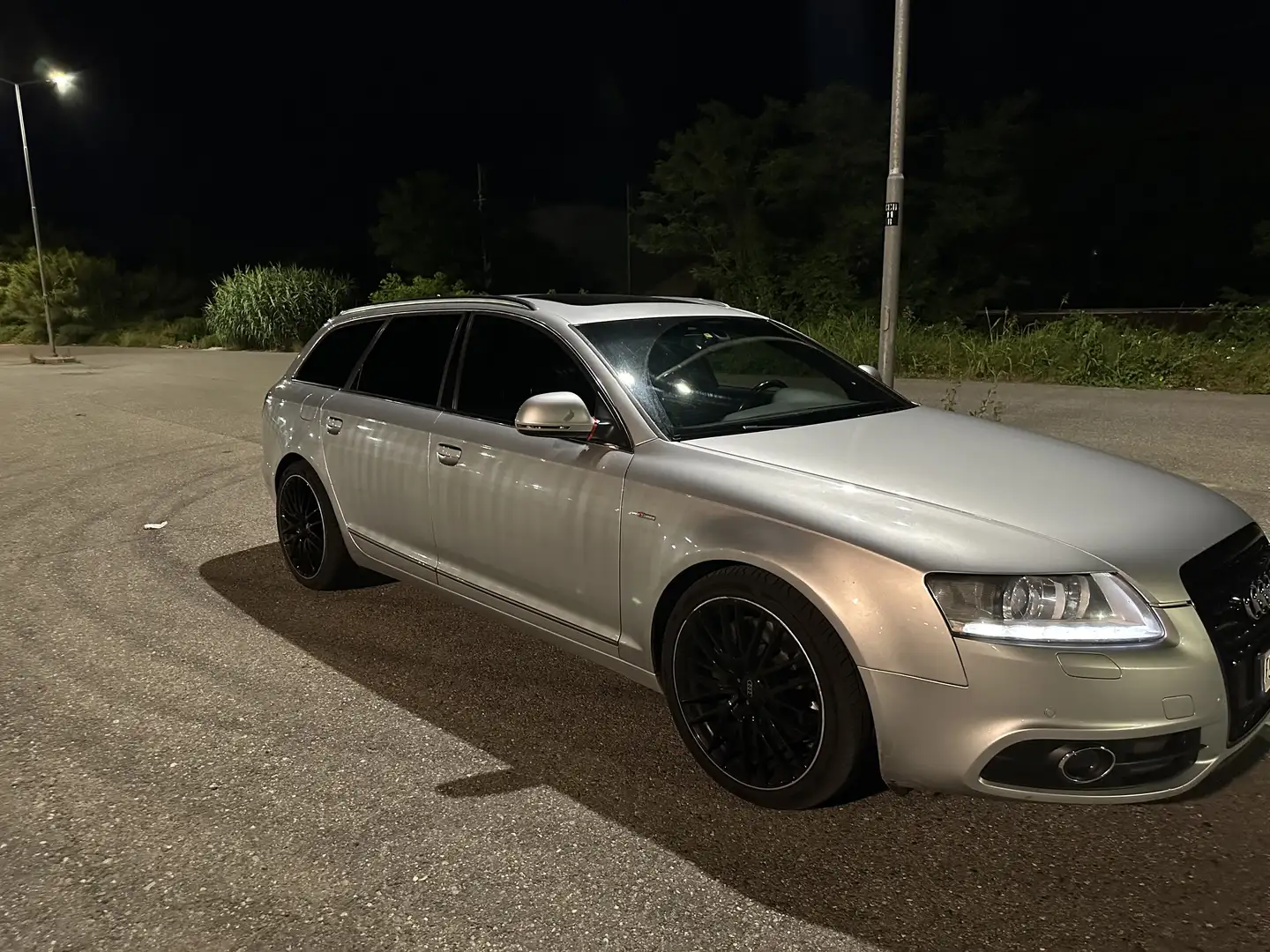 Audi A6 Avant 3.0 V6 tdi Ambiente quattro 240cv tiptronic - 2