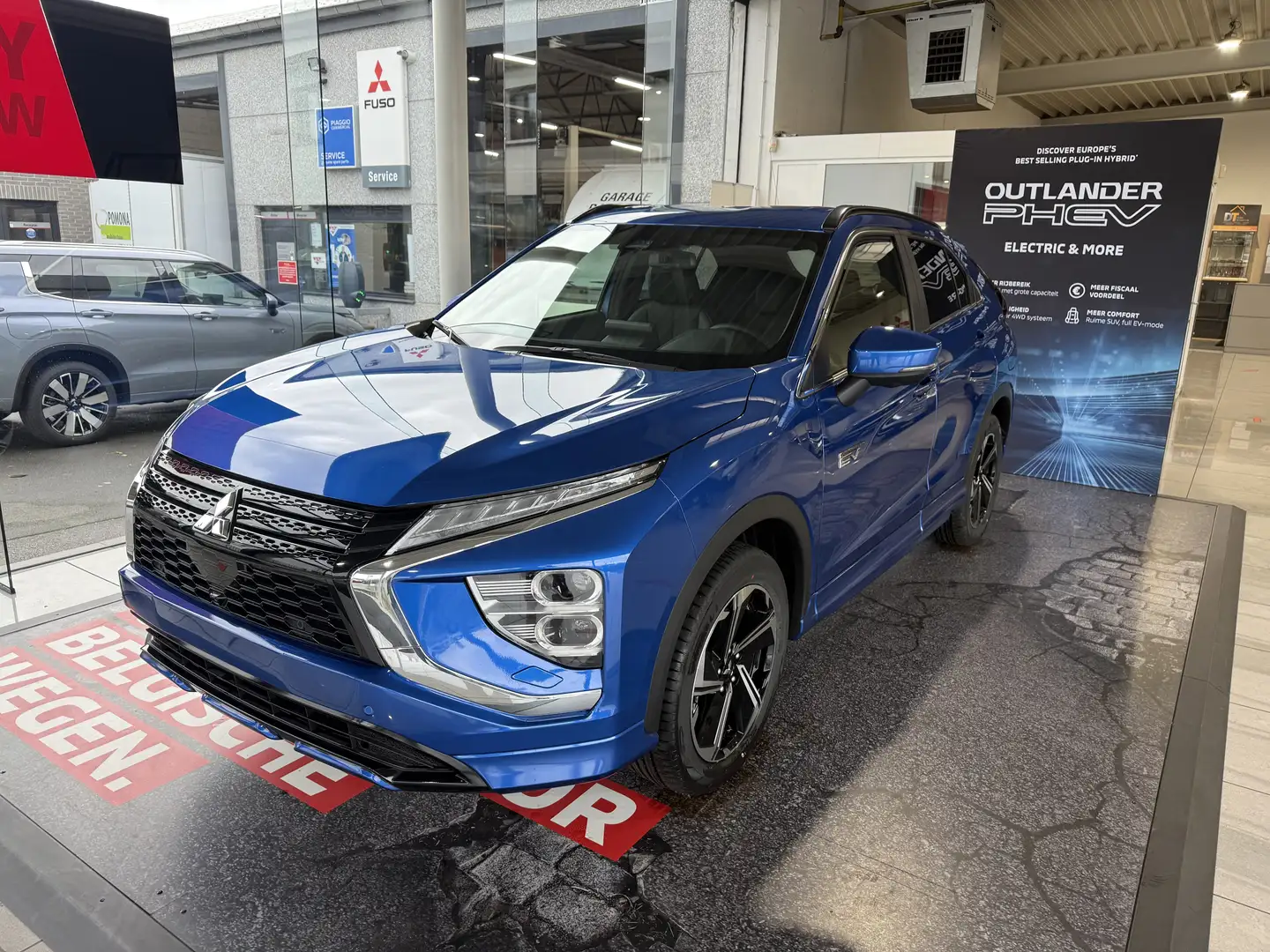 Mitsubishi Eclipse Cross Hybride 4x4 select+ verschillende kleuren in stock Argent - 1