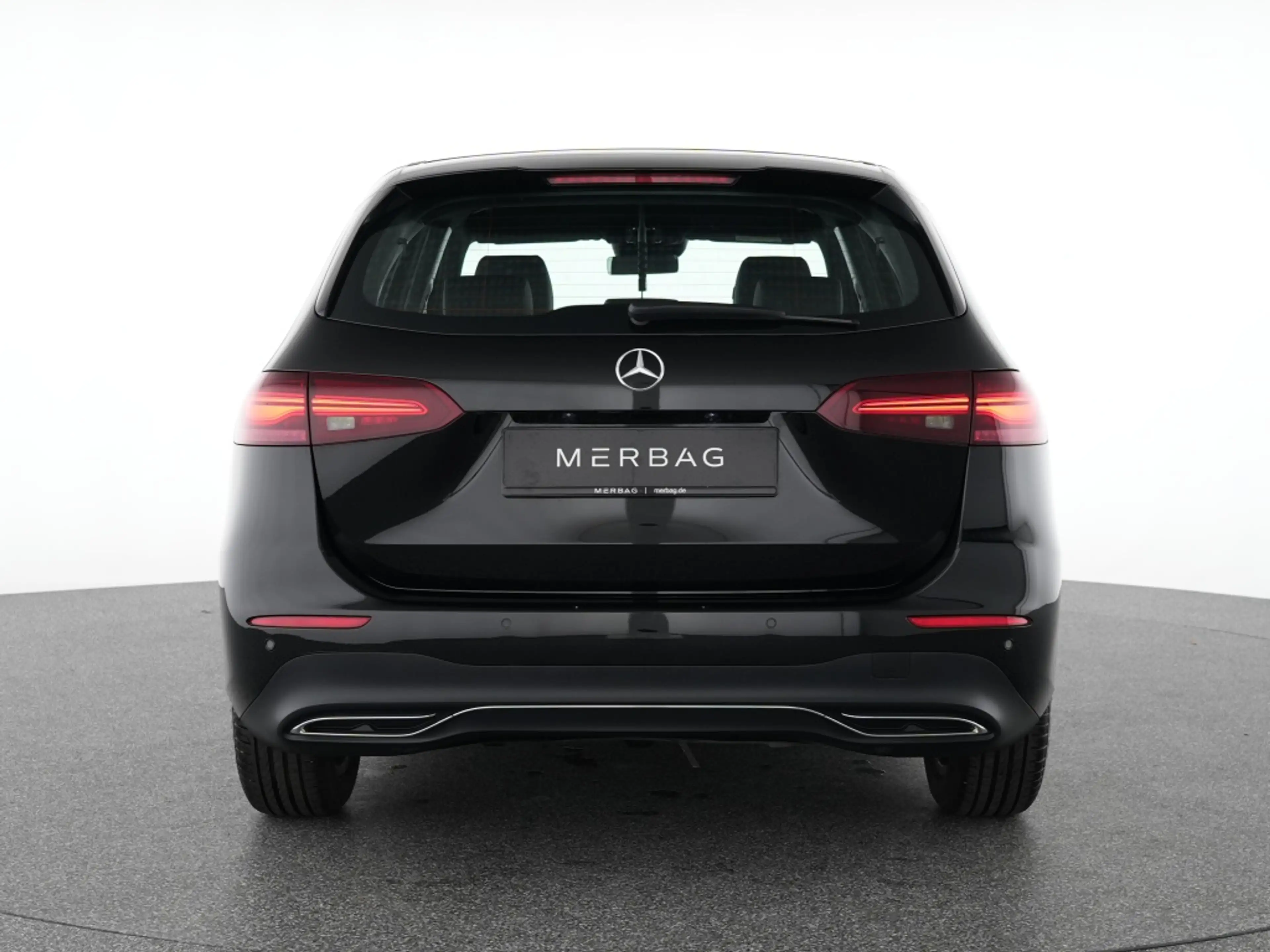 Mercedes-Benz B 180 d Progressive Advanced Winter LED Kamera — photo 4