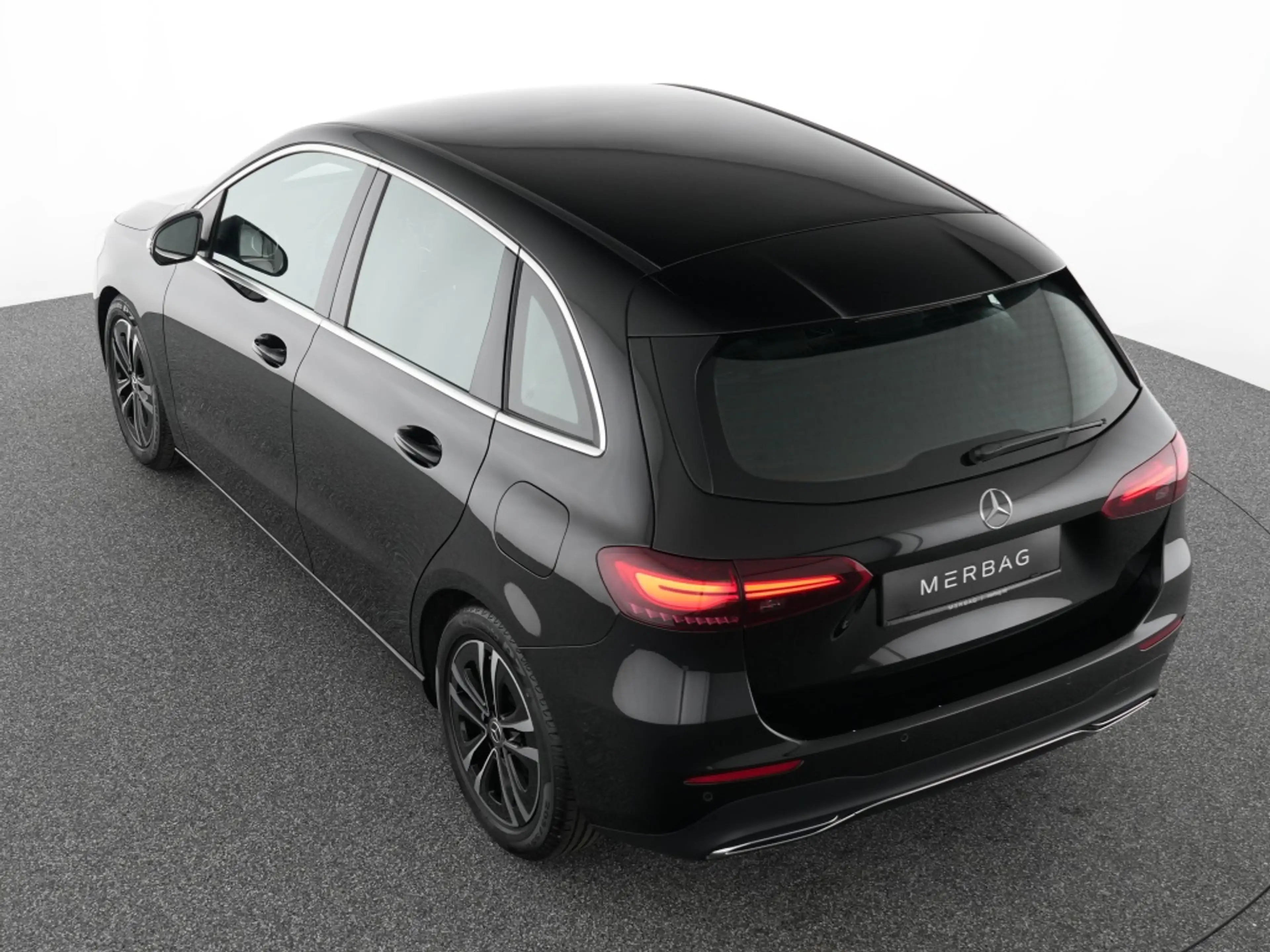 Mercedes-Benz B 180 d Progressive Advanced Winter LED Kamera — photo 11