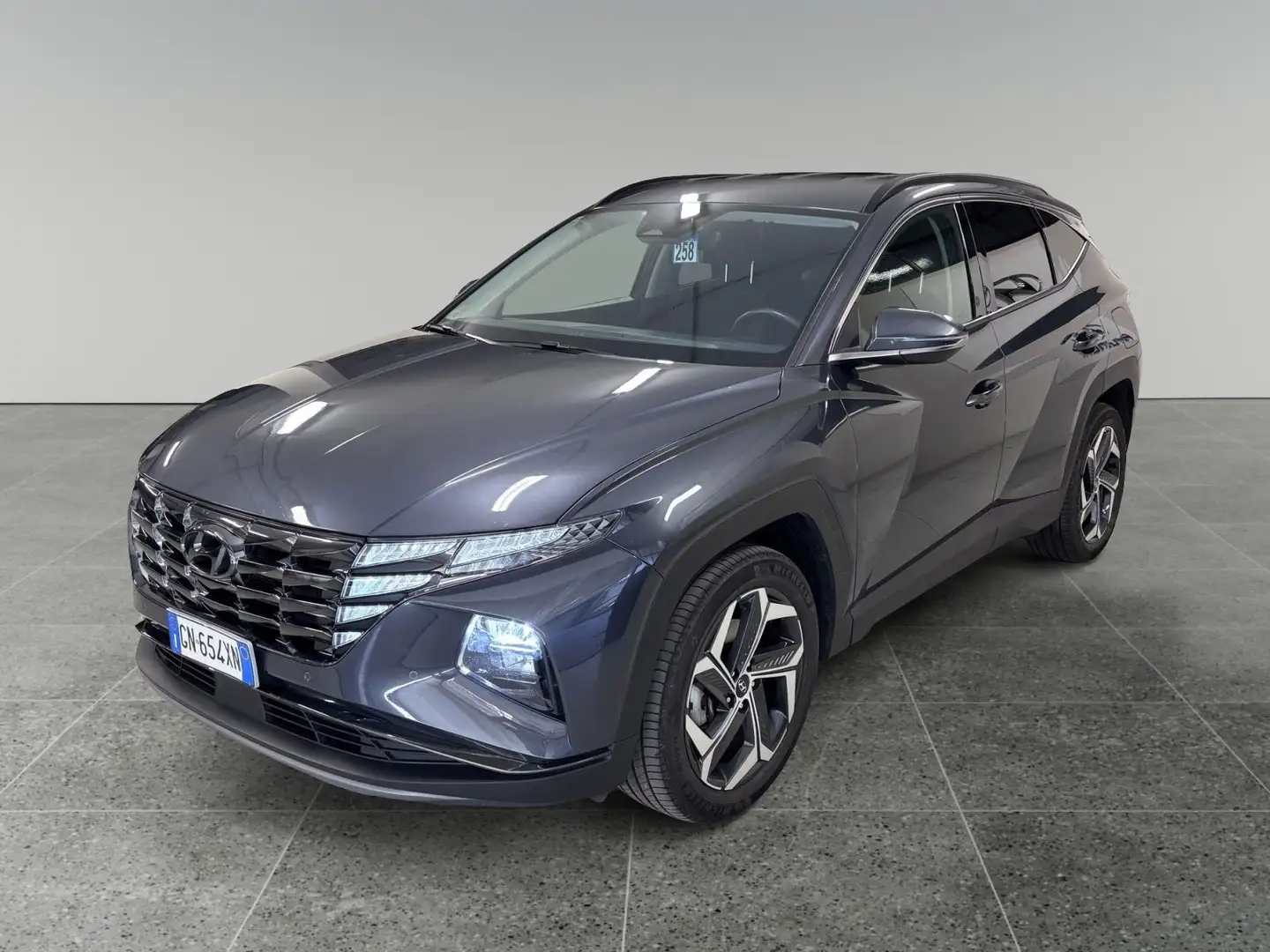 Hyundai TUCSON 1.6 HEV aut.Exellence Grau - 1