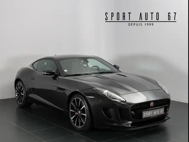 Jaguar F-Type 340 CH V6 3.0 L compressé