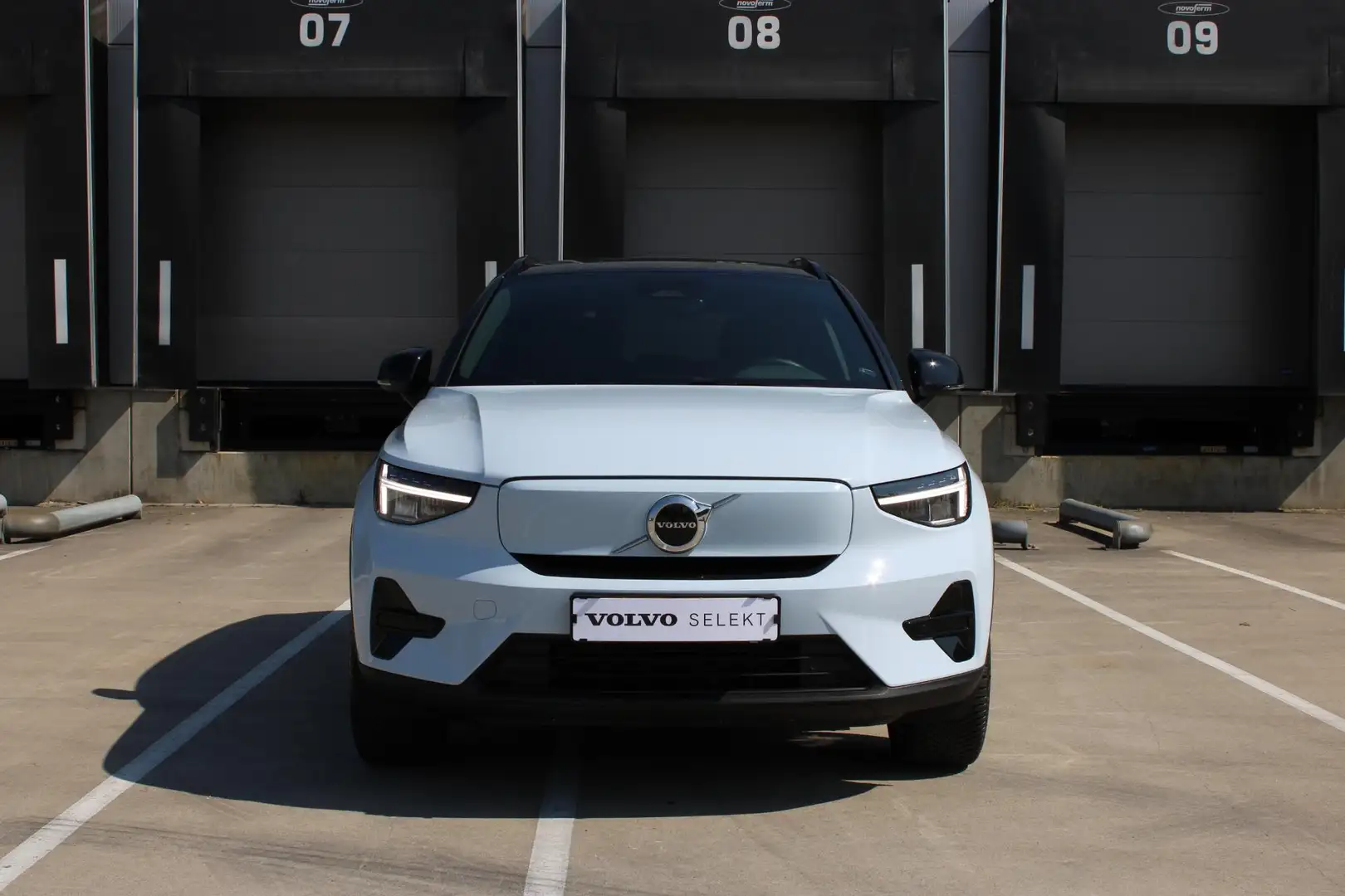 Volvo XC40 Single Motor Extended Range Plus 82 kWh | Connect Bleu - 2