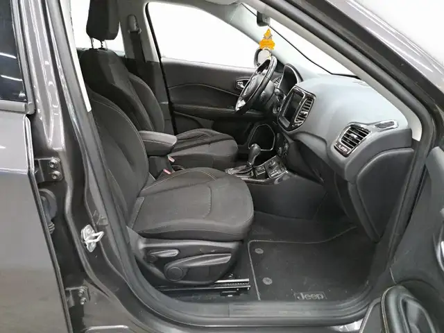 Jeep Compass view 5