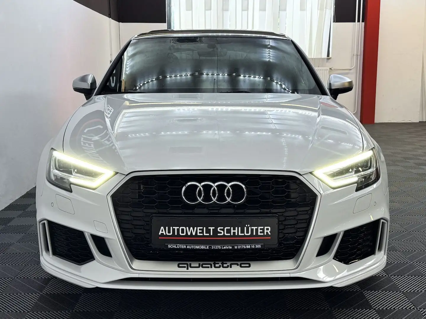 Audi RS3 2.5 TFSI*Matrix*B&O*Pano*Schale*RS-AGA 98dB* Weiß - 2