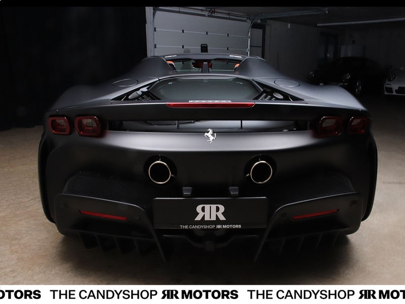 Ferrari SF90 Spider *NEUWAGEN*Nero_Opaco*mega_spec* — photo 7