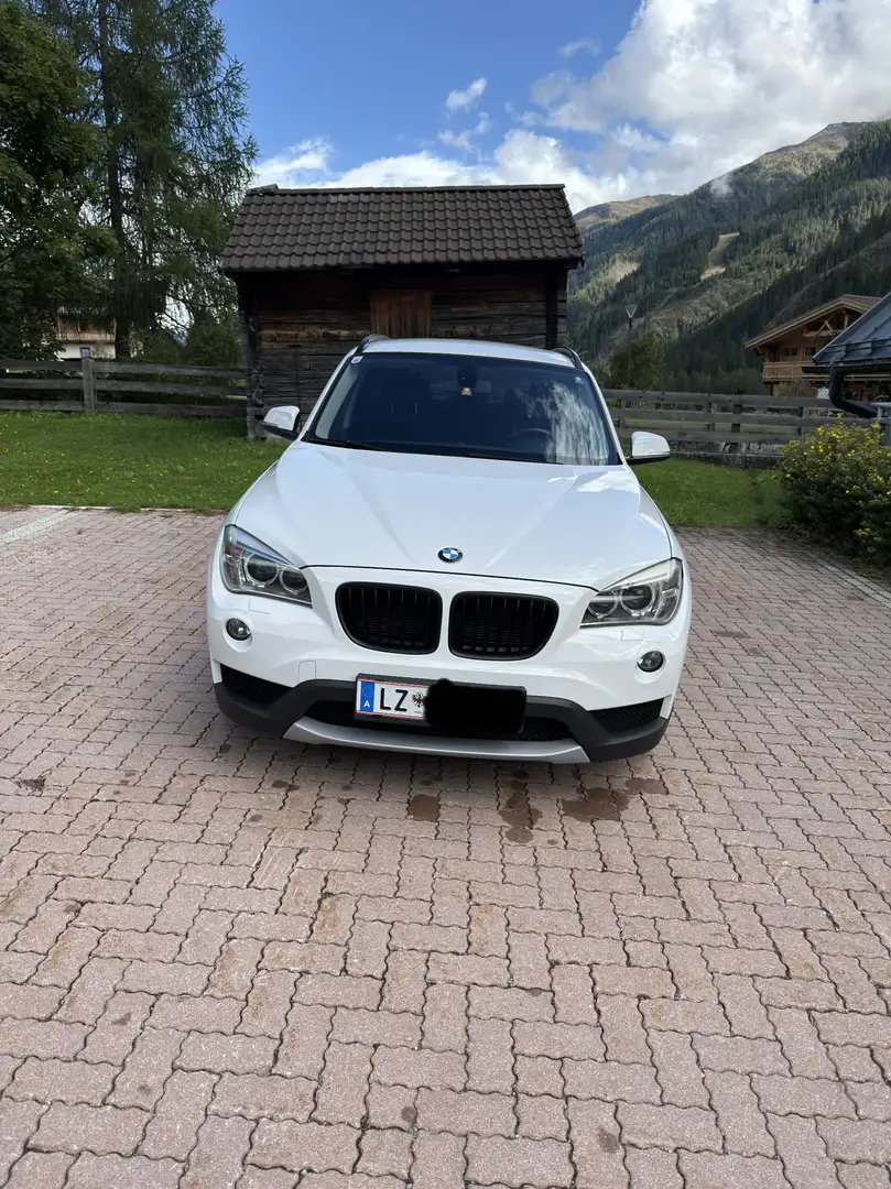 BMW X1 xDrive 18d - 1