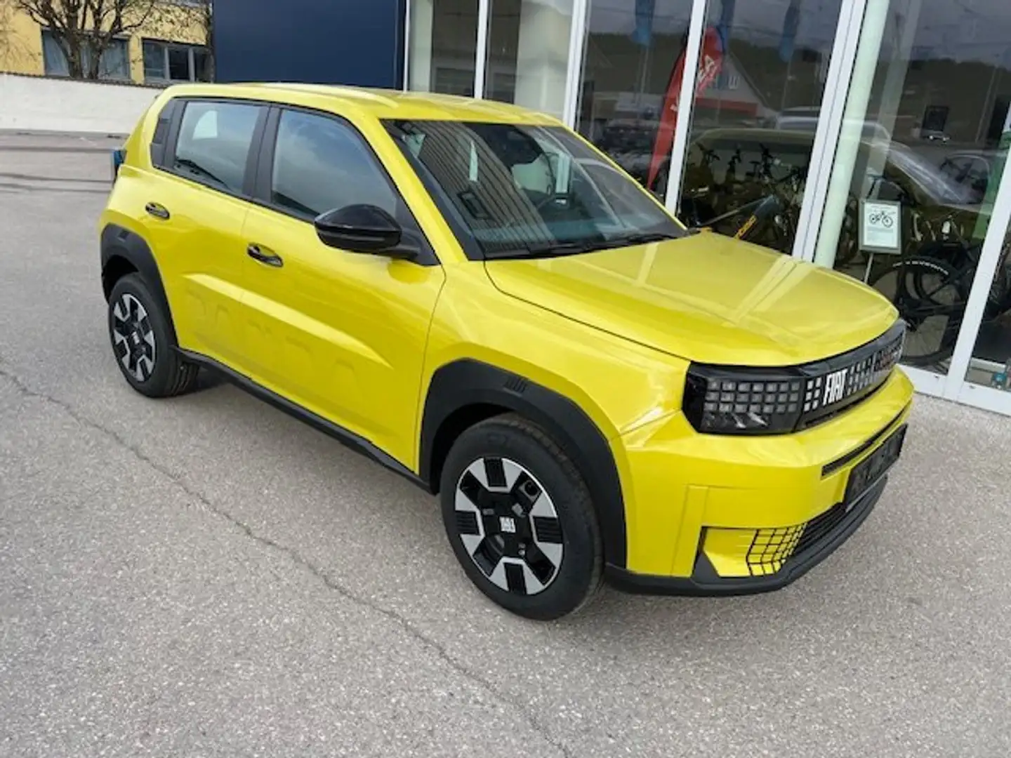 Fiat Grande Panda Grande Panda Hybrid mHEV 110 6-Gang eDCT Icon Icon Gelb - 1