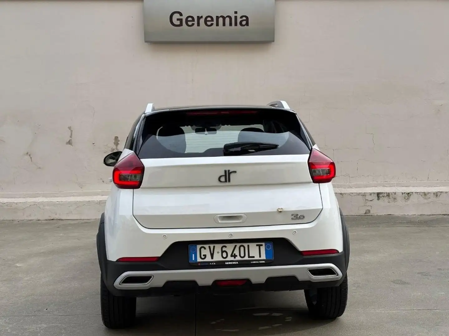 DR Automobiles DR 3.0 1.5 Bi-Fuel GPL bijela - 2