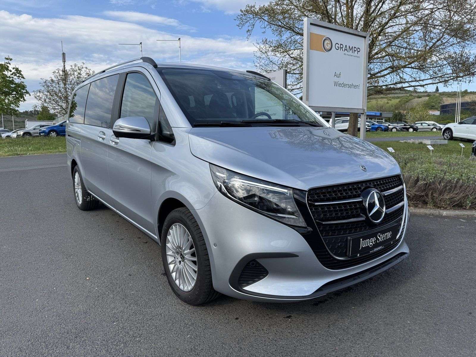 Mercedes-Benz V 250