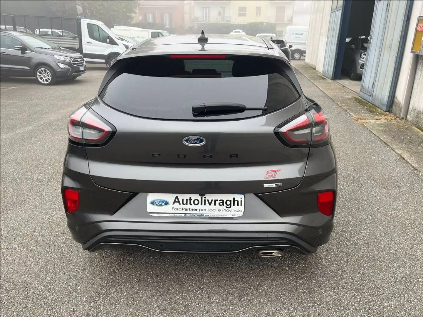 Ford Puma 1.0 ecoboost h ST-Line Design 2 s&s 125cv Grigio - 2