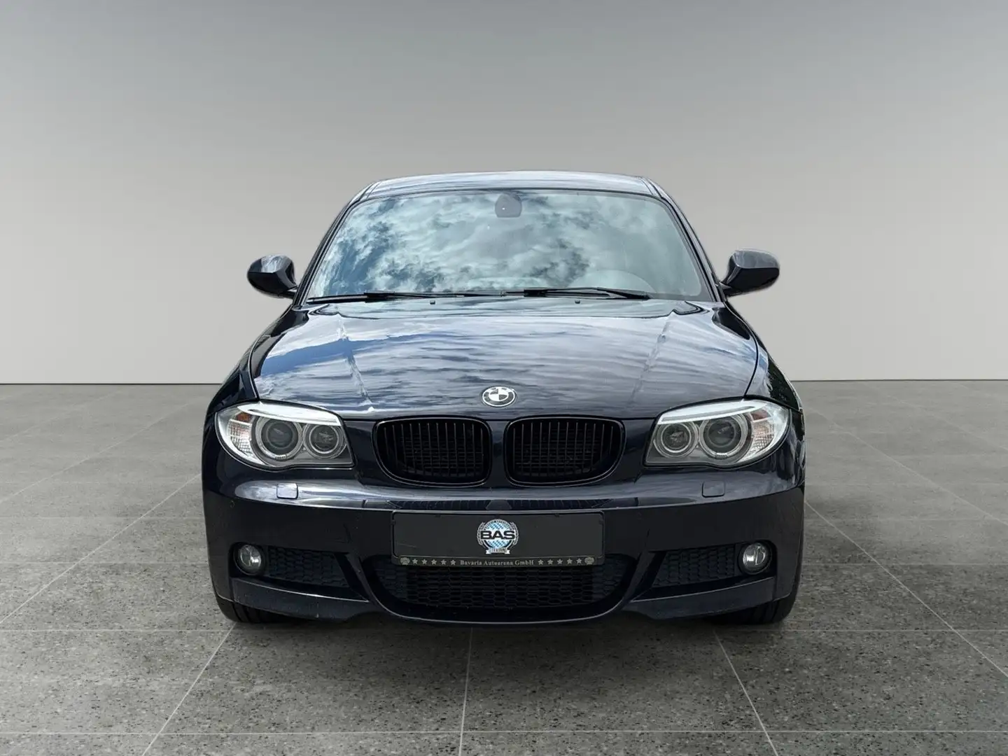 BMW 118 d Coupe M-Paket Edition/ Xenon/Navi/Sitzheiz. Schwarz - 2