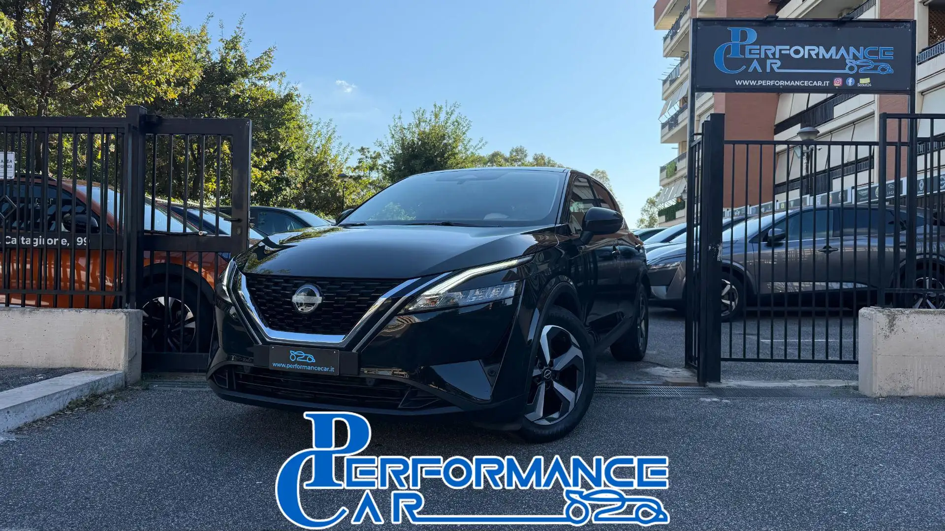 Nissan Qashqai 1.3MHEV 158CV X-TRONIC N-CONNECTA*24M.G.*CAM.360* Schwarz - 1