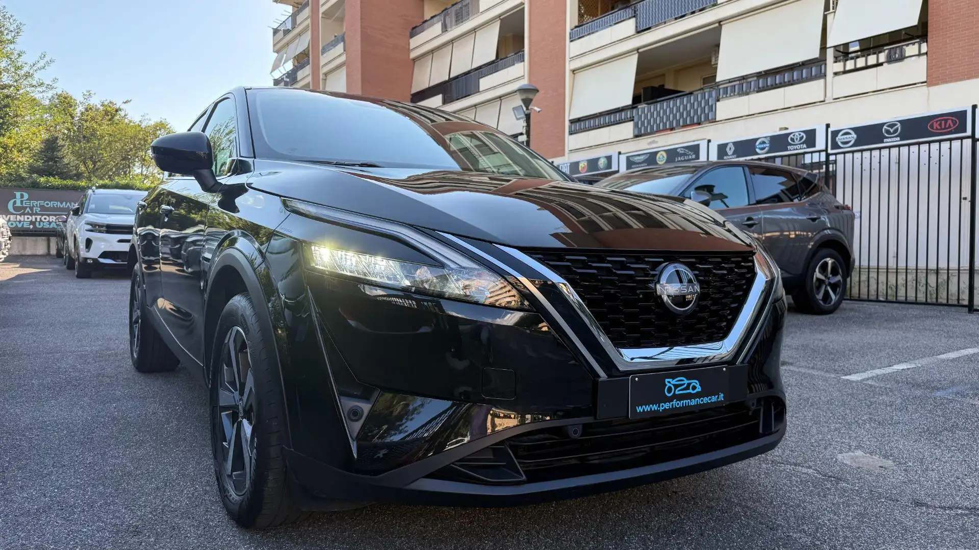 Nissan Qashqai 1.3MHEV 158CV X-TRONIC N-CONNECTA*24M.G.*CAM.360* Schwarz - 2