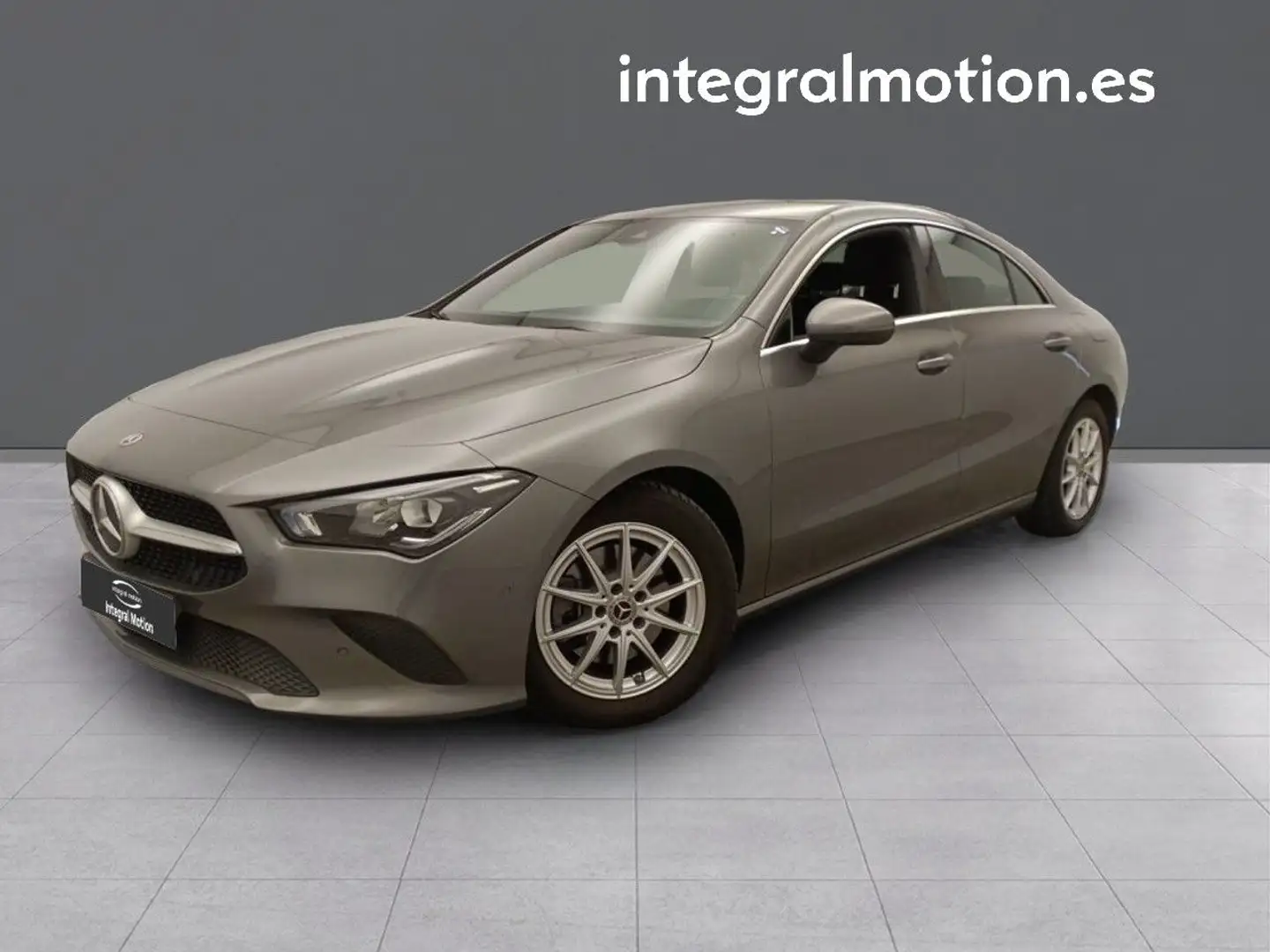 Mercedes-Benz CLA 200 D DCT Gris - 1