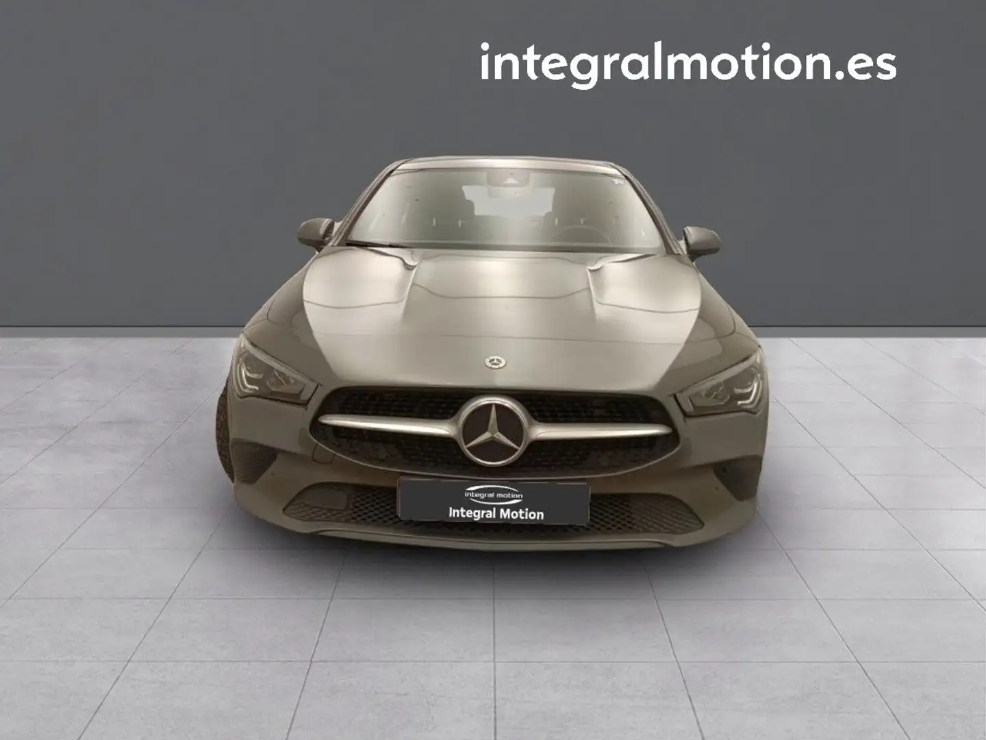 Mercedes-Benz CLA 200 D DCT Gris - 2