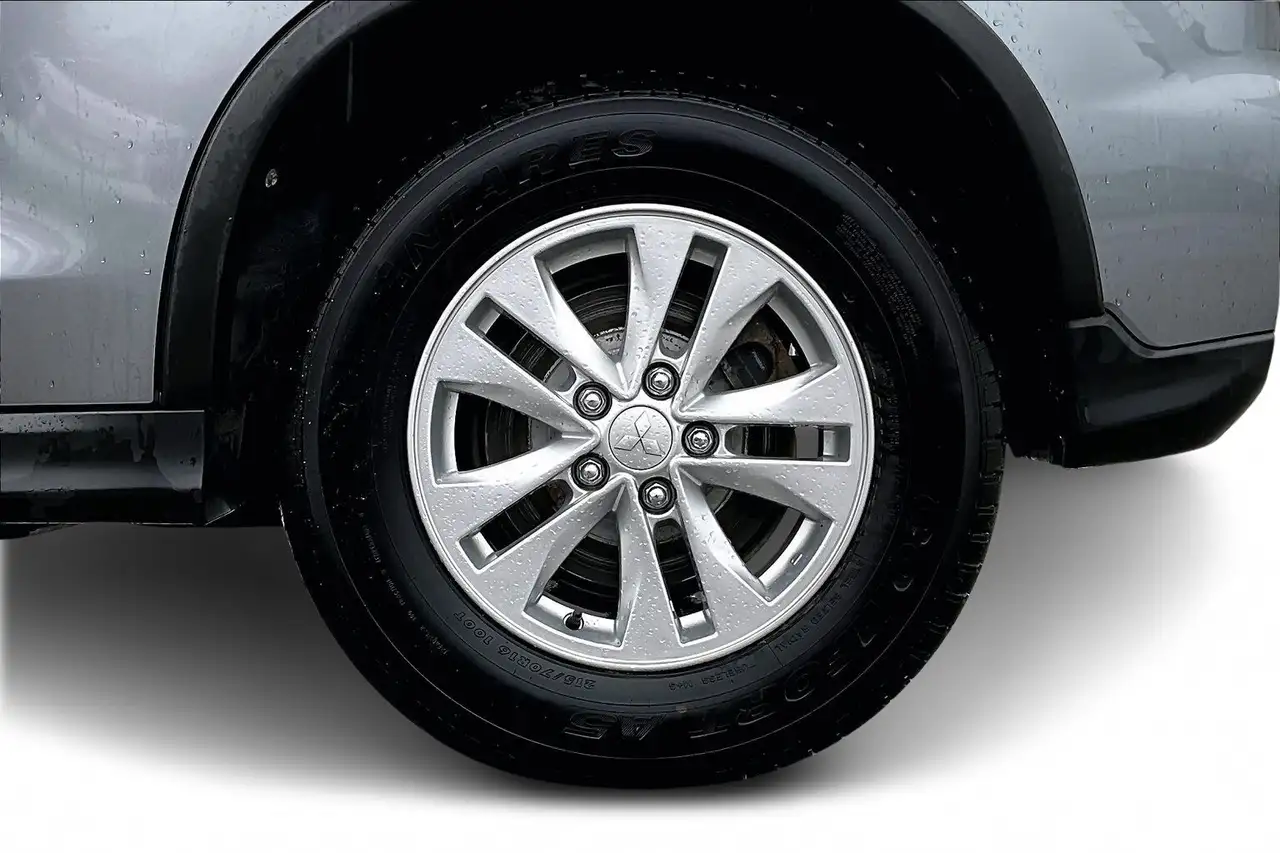 Mitsubishi RVR снимка Mitsubishi RVR