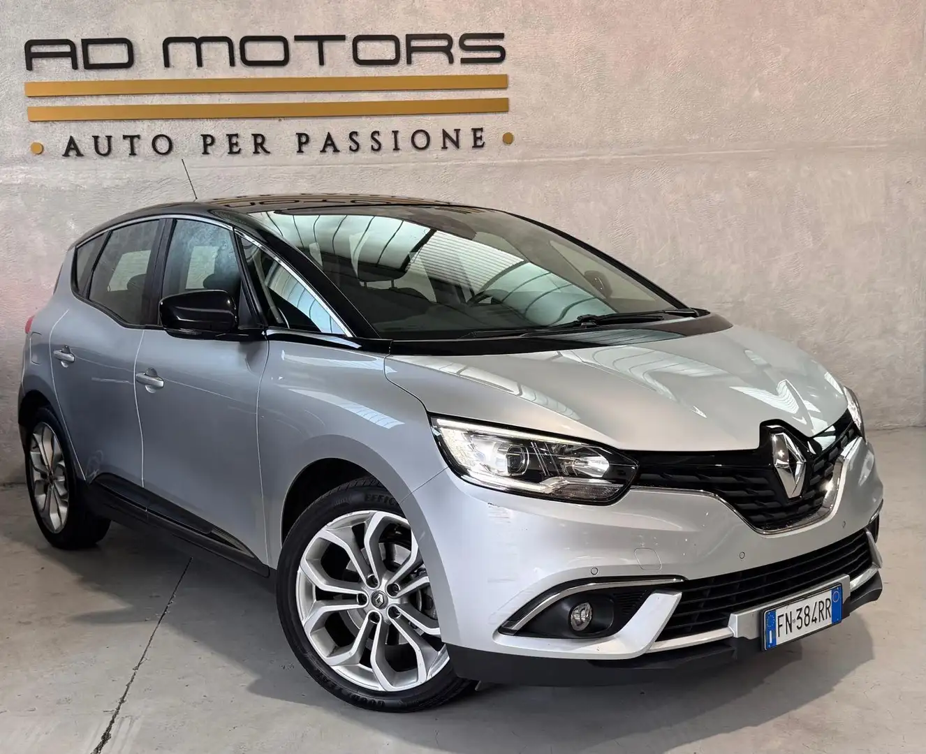 Renault Scenic Cambio Automatico + Navigatore - 1