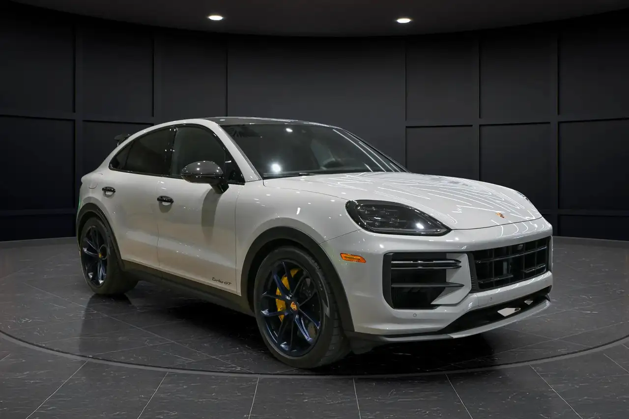 Porsche Cayenne снимка Porsche Cayenne