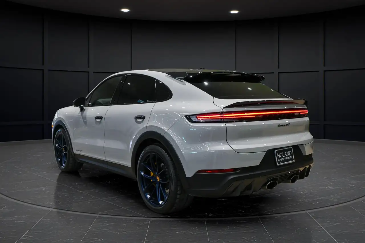 Porsche Cayenne снимка Porsche Cayenne