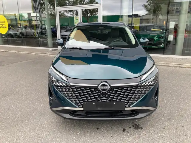 Nissan Qashqai view 2