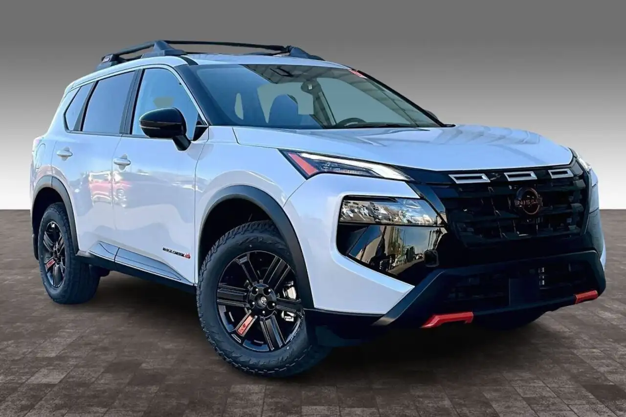 Nissan Rogue снимка Nissan Rogue